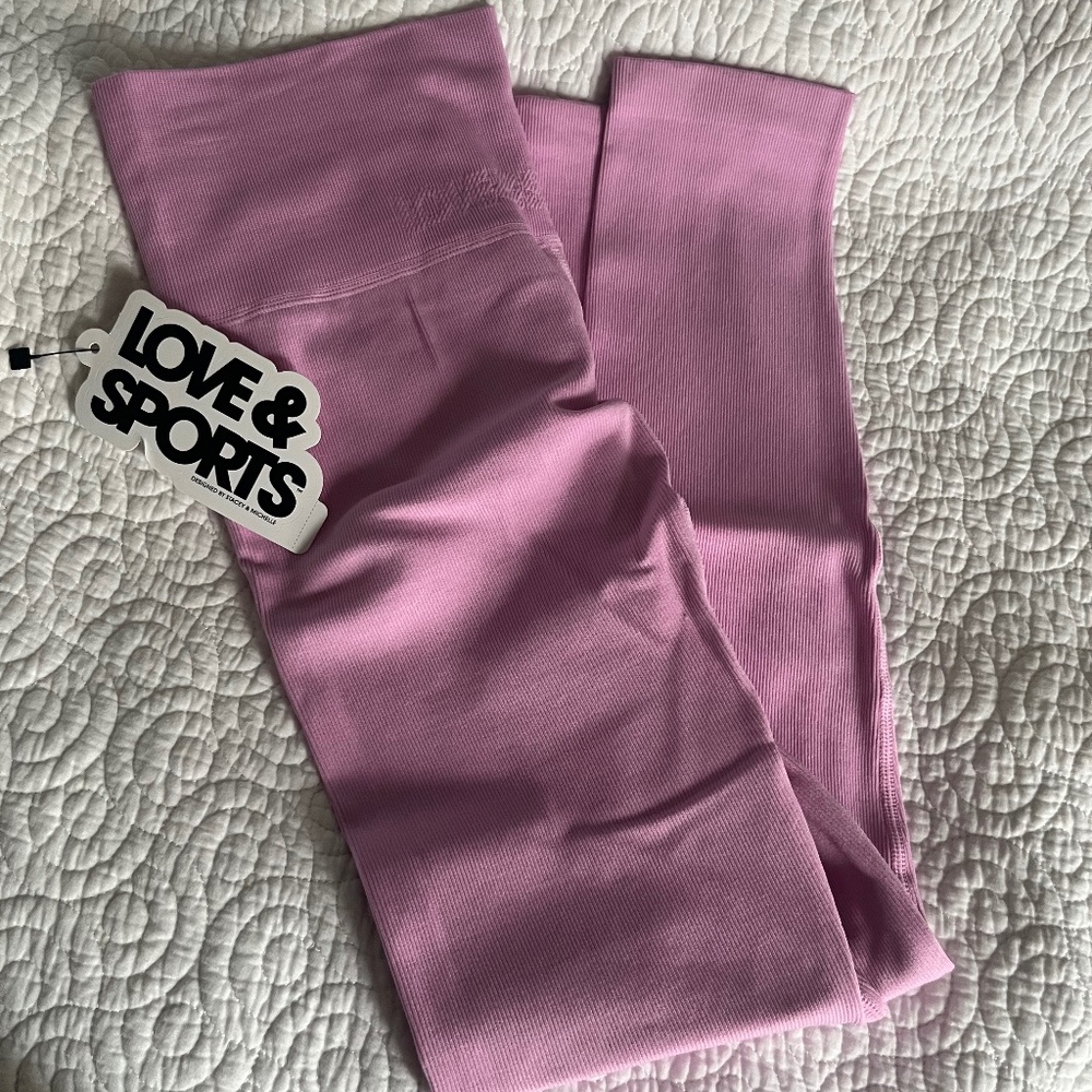 Pink leggings
